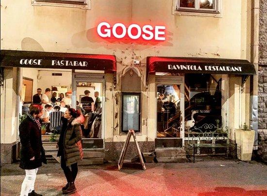 Goose Pastabar